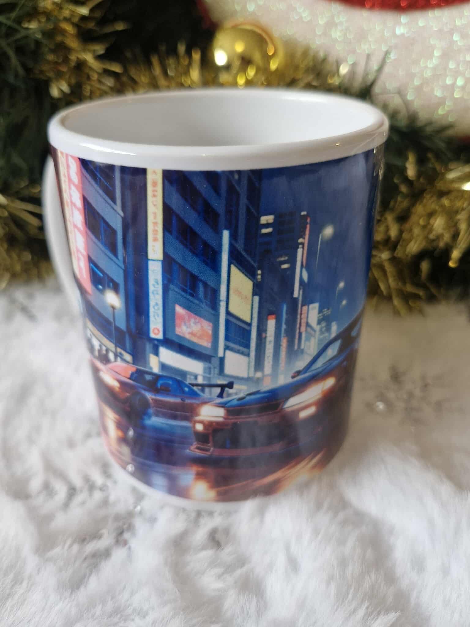 🏎️🌃  Tokyo Drift Night – Mug Blanc Standard